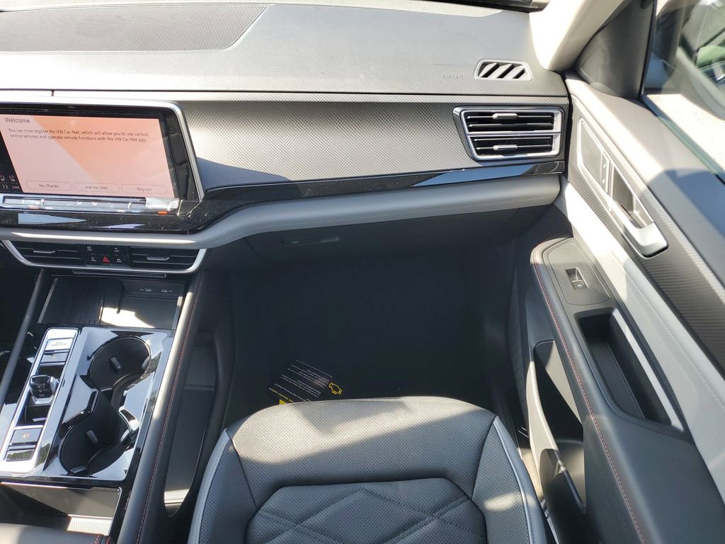 New 2026 Volkswagen Atlas Peak Edition image 16