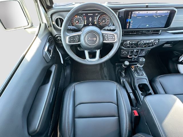 Used 2024 Jeep Wrangler Sahara w/ Dual Top Group AWD/4WD image 22