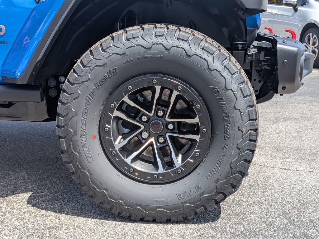 New 2026 Jeep Wrangler Unlimited Rubicon w/ Xtreme 35 Tire Package image 12