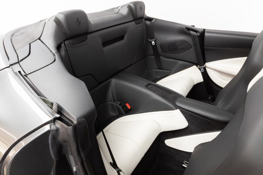 Used 2024 Ferrari Roma Spider image 57