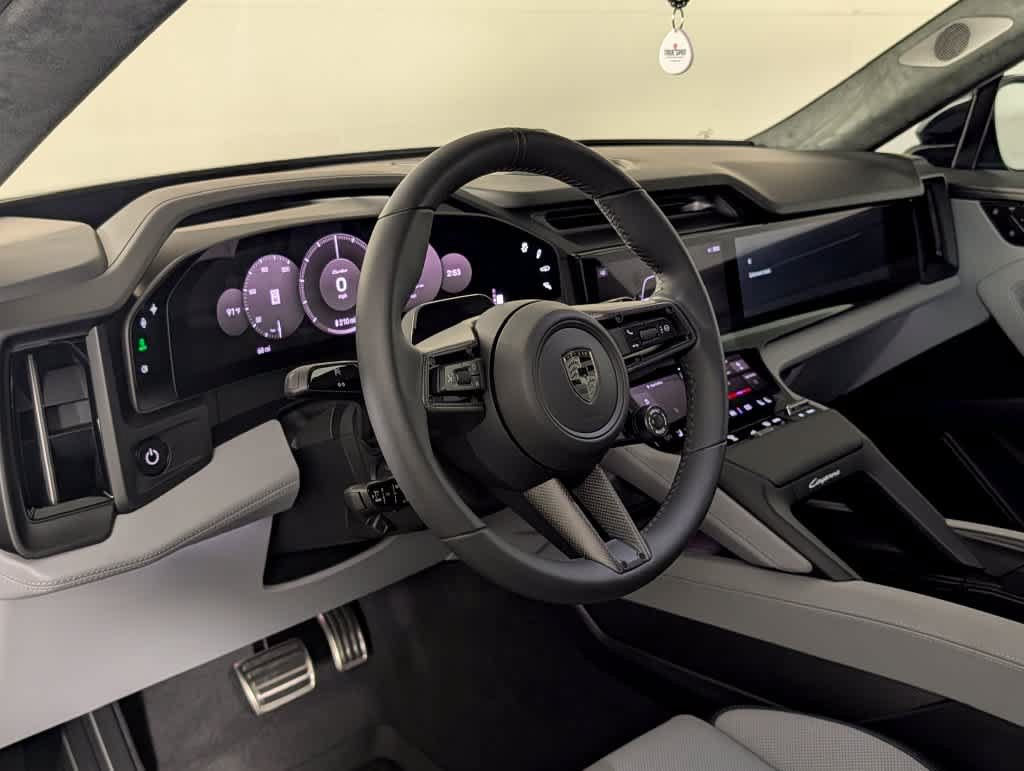 New 2026 Porsche Cayenne Turbo Electric AWD/4WD image 4