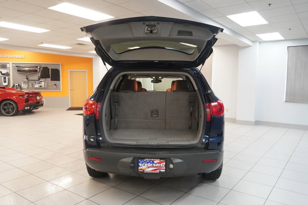 Used 2012 Chevrolet Traverse LS image 9
