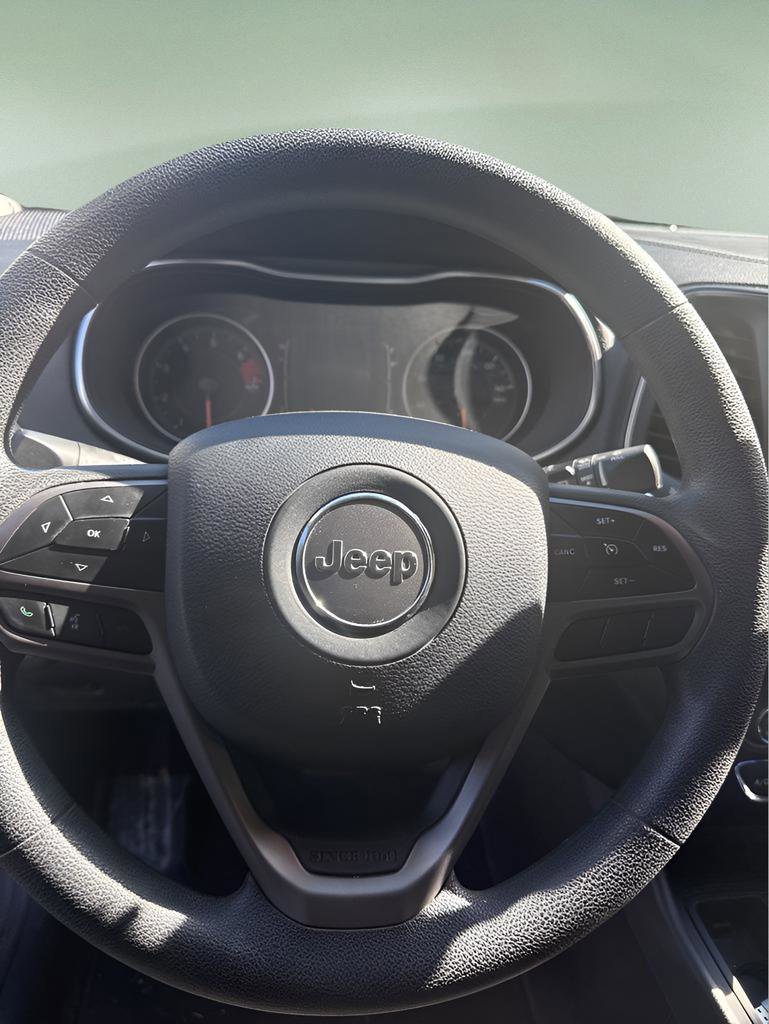 Used 2020 Jeep Cherokee Latitude image 7