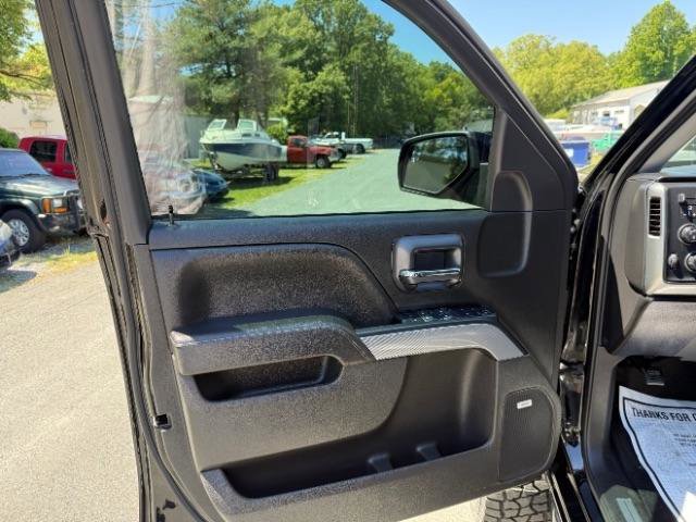 Used 2018 Chevrolet Silverado 1500 LT w/ All Star Edition AWD/4WD image 19