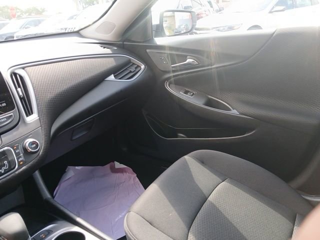 Used 2023 Chevrolet Malibu LS w/ Driver Confidence Package image 20