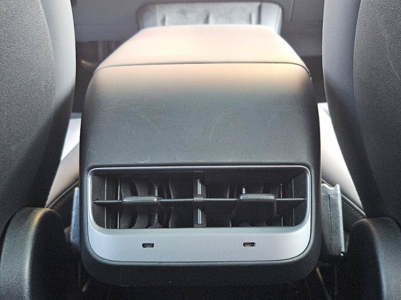 Used 2023 Tesla Model Y Long Range AWD/4WD image 65
