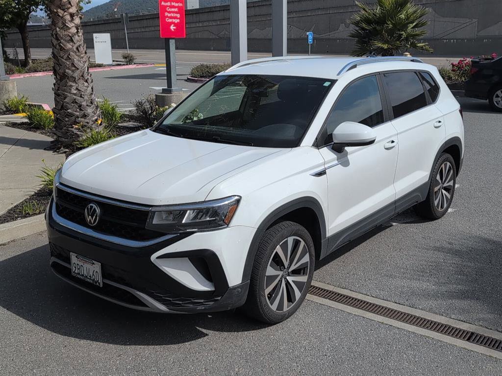 Used 2022 Volkswagen Taos SE