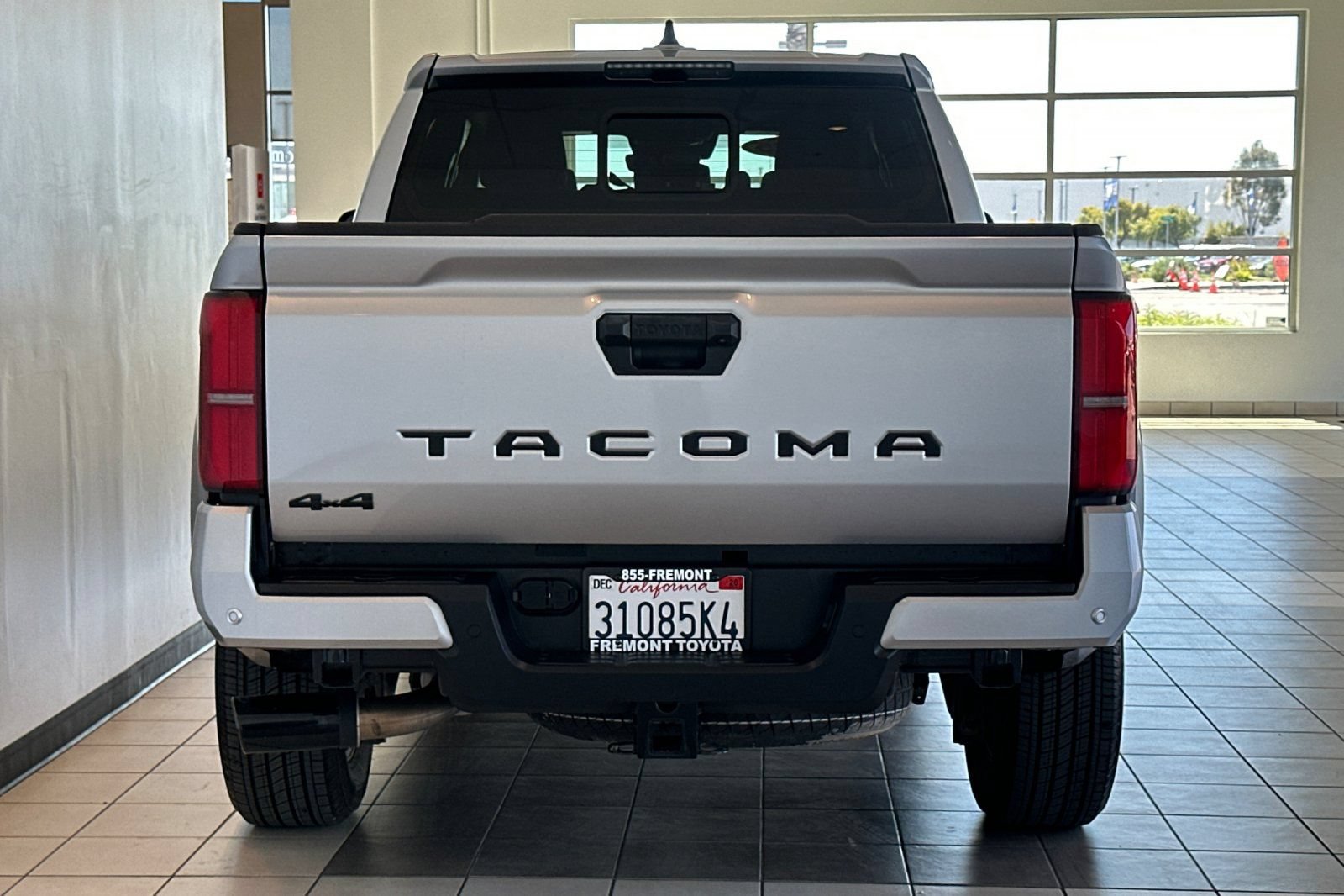 Certified 2025 Toyota Tacoma TRD Sport w/ TRD Sport Upgrade Package AWD/4WD image 5