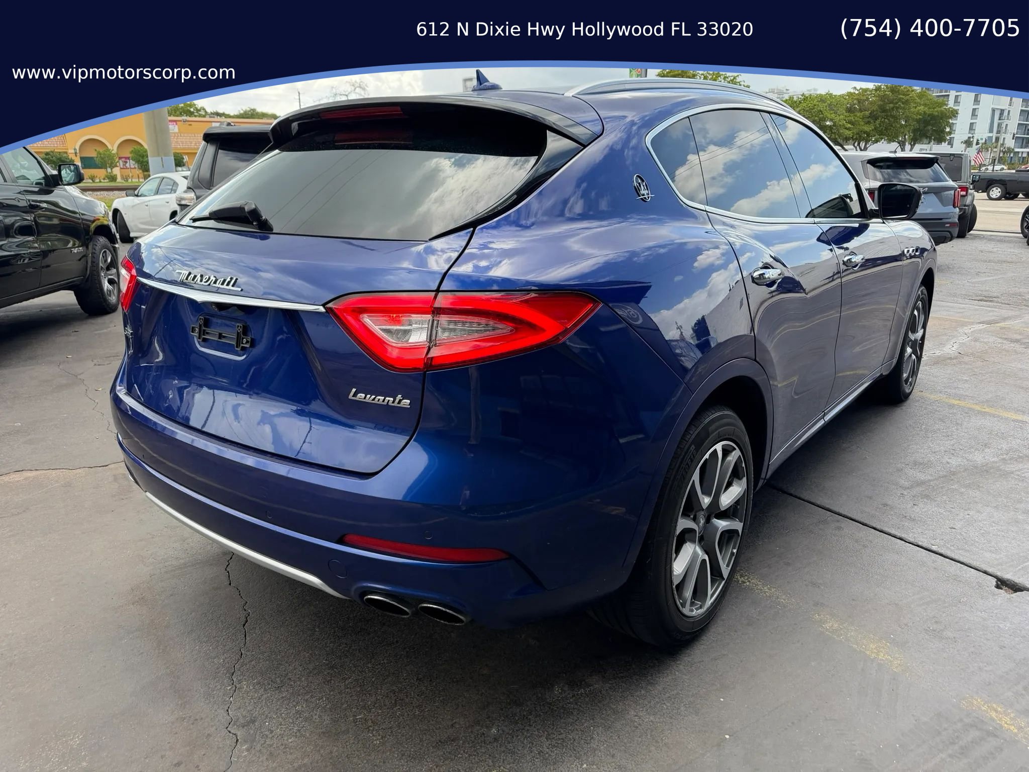 Used 2017 Maserati Levante S AWD/4WD image 6