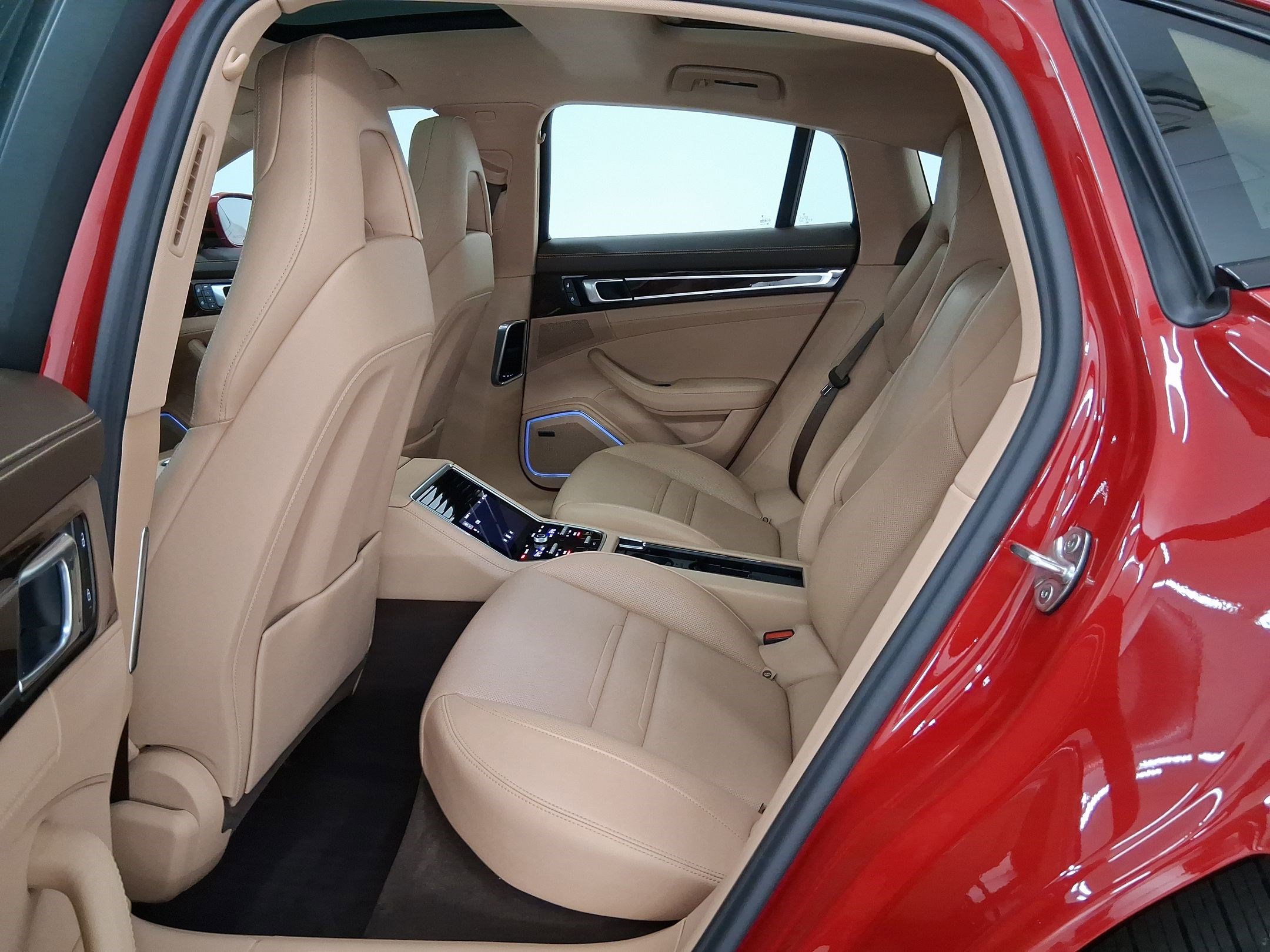 Certified 2023 Porsche Panamera 4S image 13