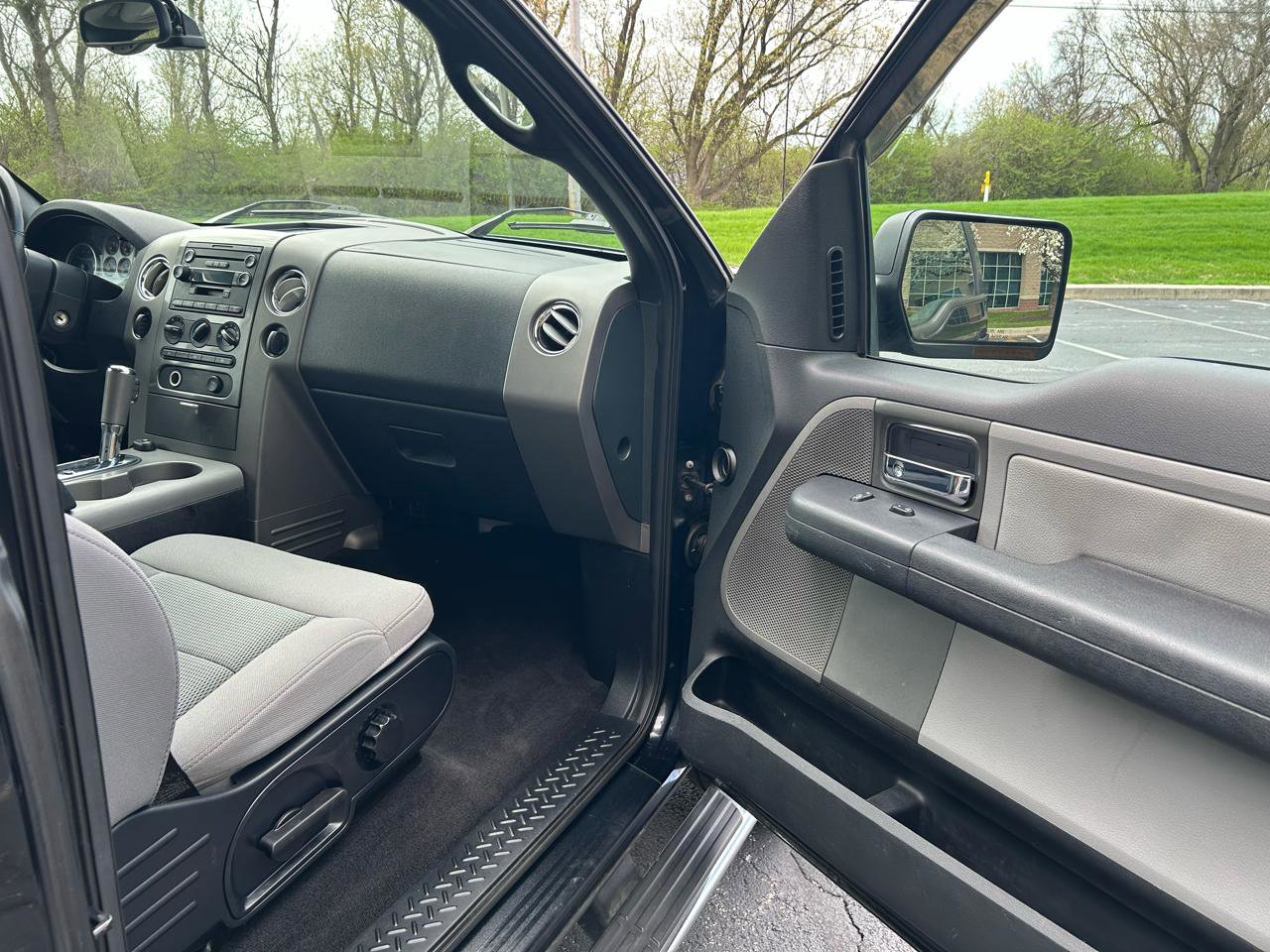 Used 2005 Ford F150 FX4 image 14