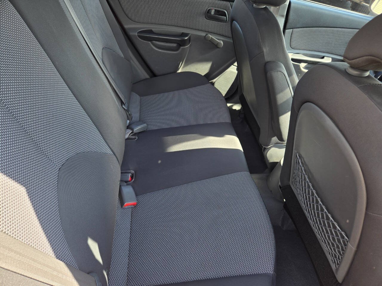 Used 2010 Kia Rio5 FWD image 24