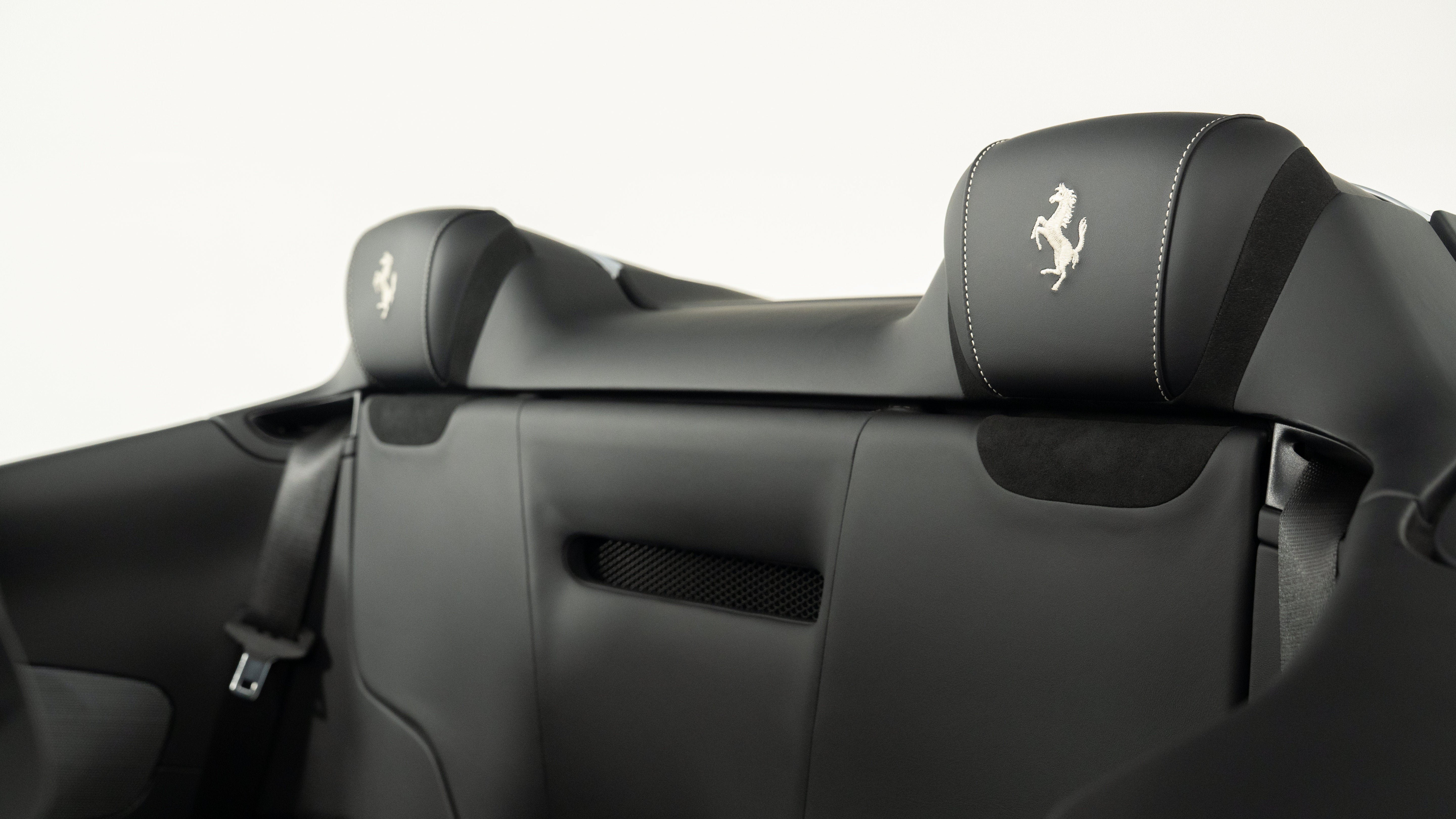 Certified 2025 Ferrari Roma Spider RWD image 37