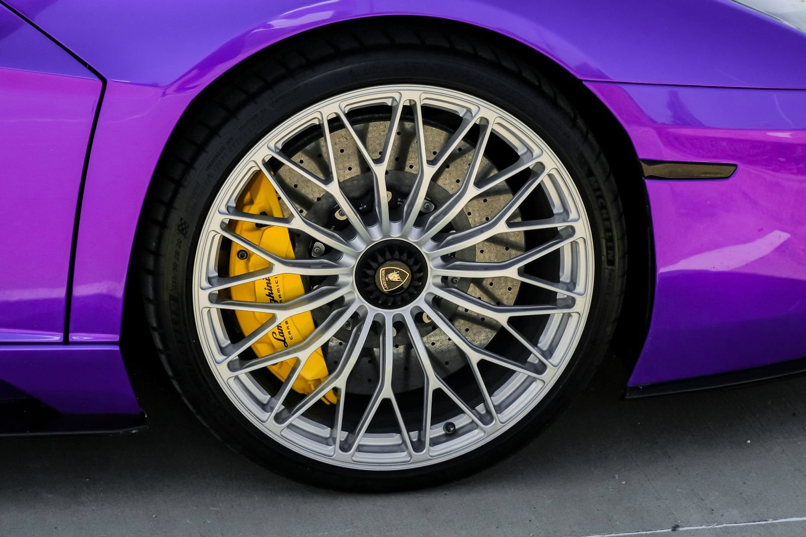 Used 2018 Lamborghini Aventador S AWD/4WD image 46