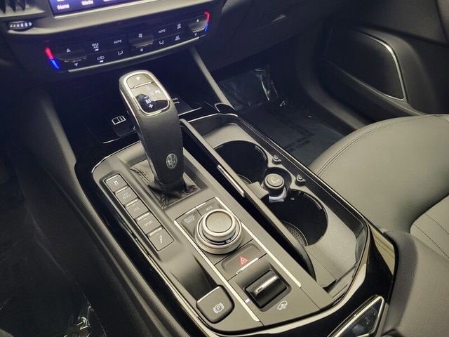 Used 2023 Maserati Levante GT image 28