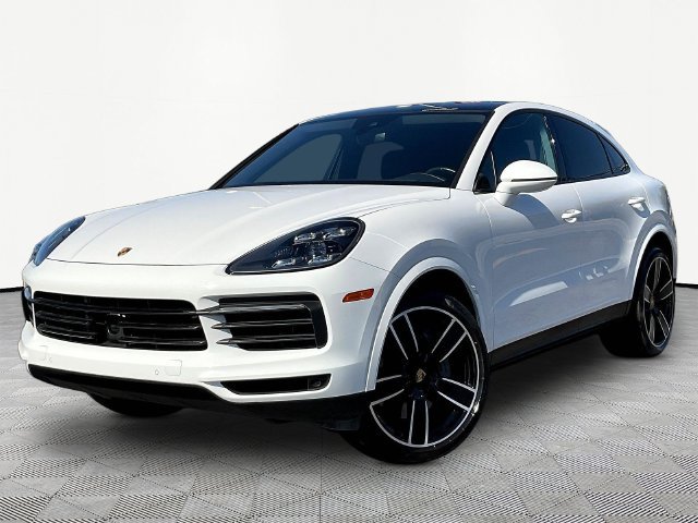 Used 2023 Porsche Cayenne S w/ Premium Package Plus AWD/4WD image 3