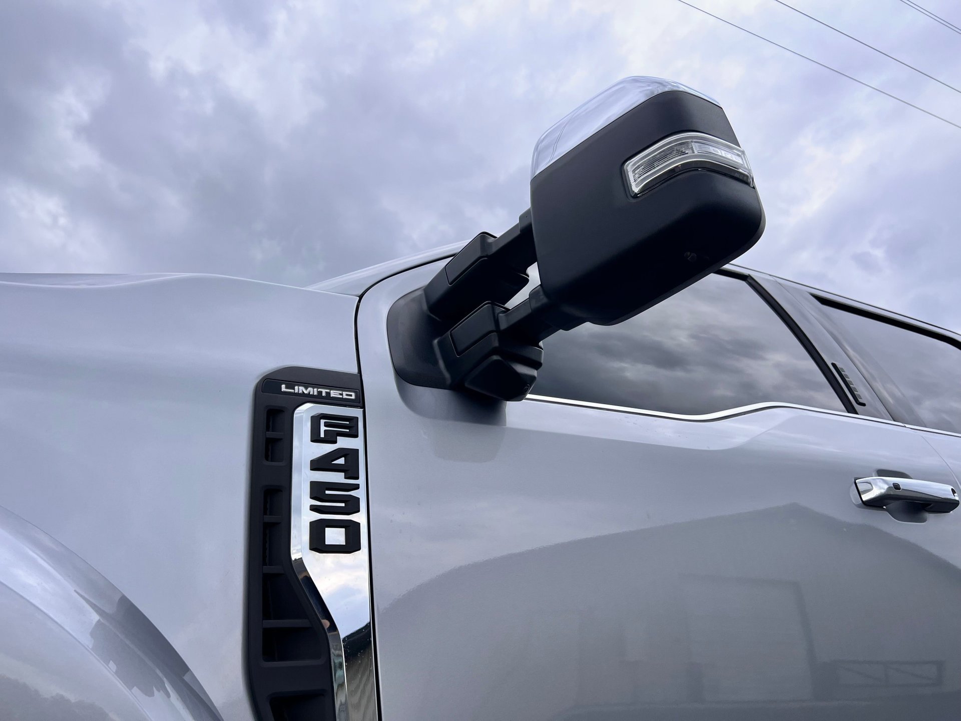 Used 2024 Ford F450 Limited w/ FX4 Off-Road Package image 11