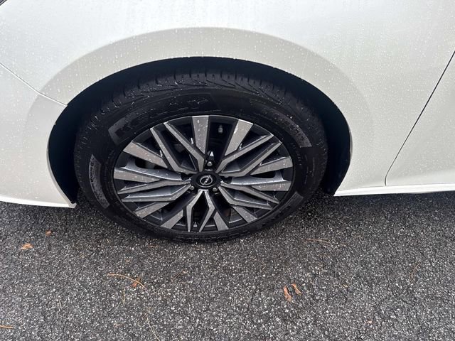 Used 2023 Nissan Altima 2.5 SV image 13