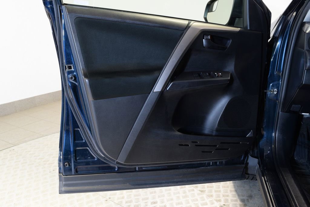 Used 2018 Toyota RAV4 LE w/ All Weather Liner Package image 12