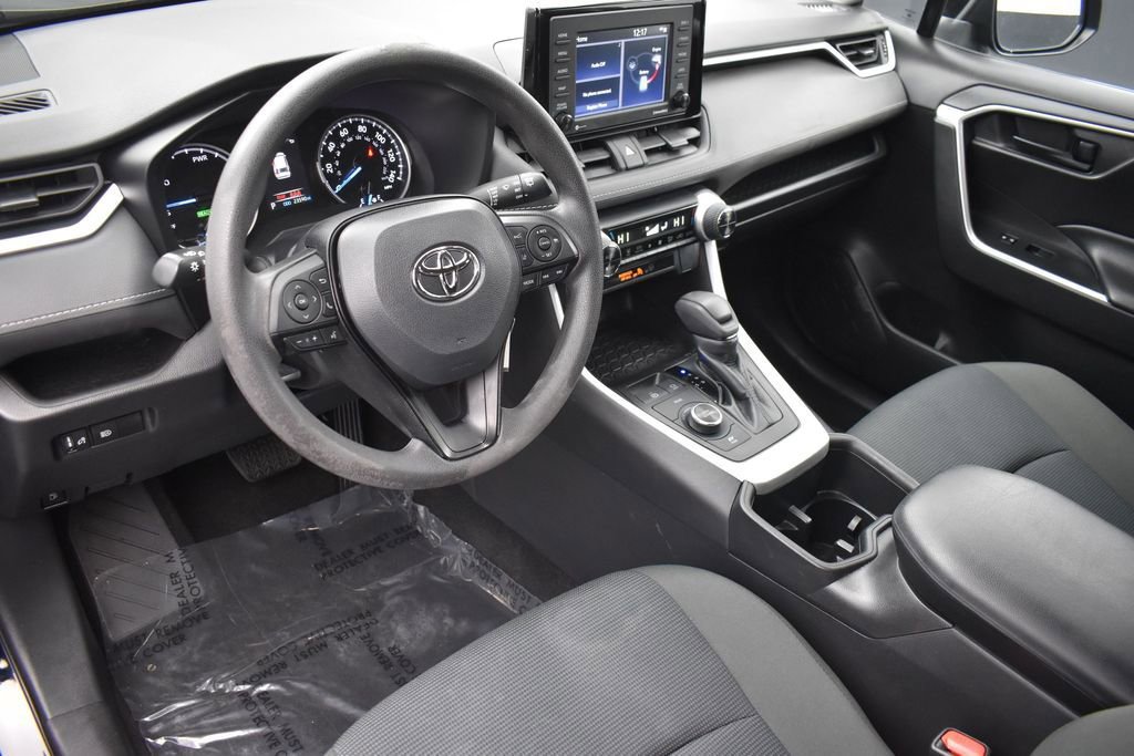 Used 2022 Toyota RAV4 LE AWD/4WD image 12