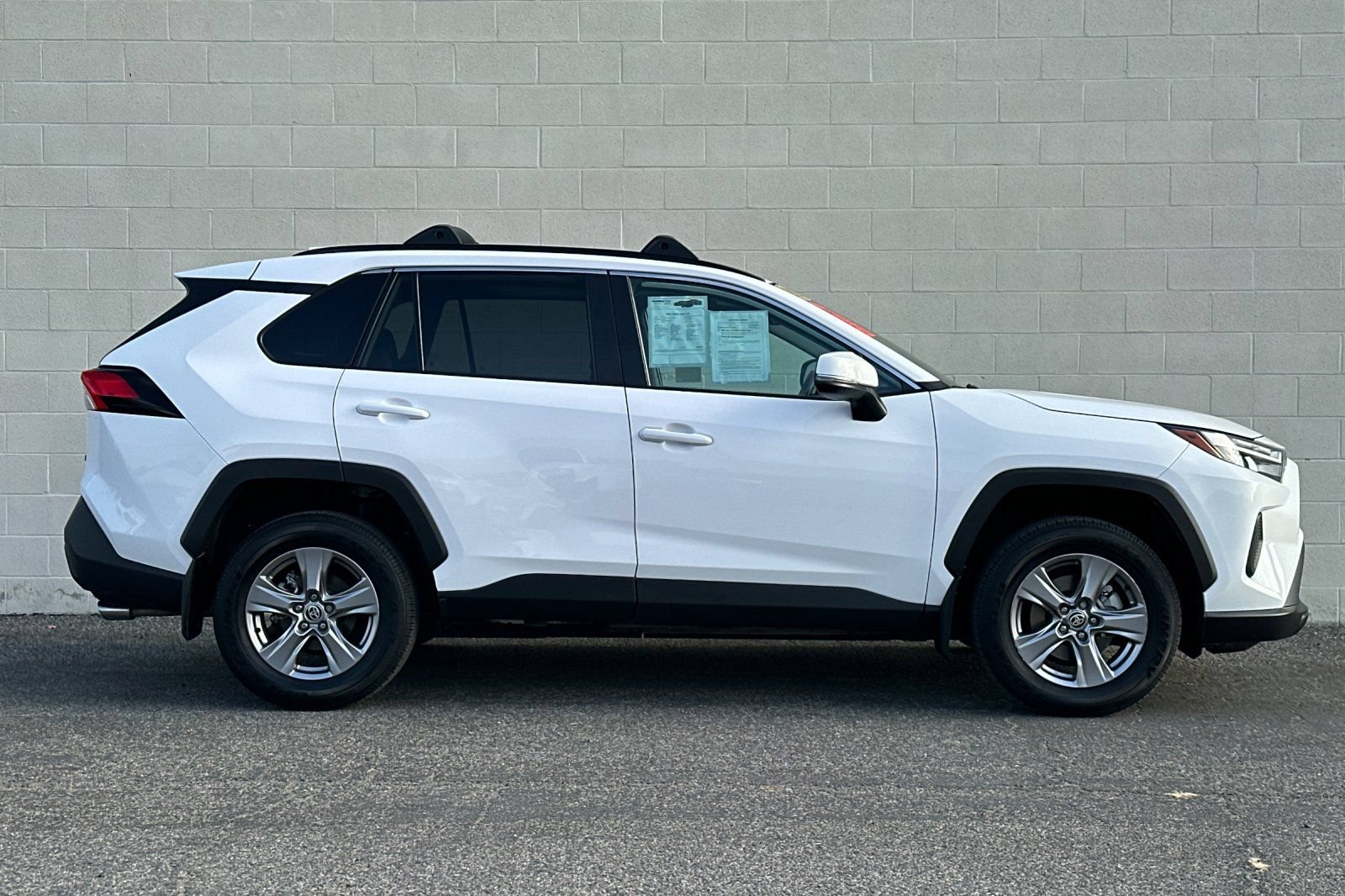 Used 2025 Toyota RAV4 XLE w/ Convenience Package FWD image 3