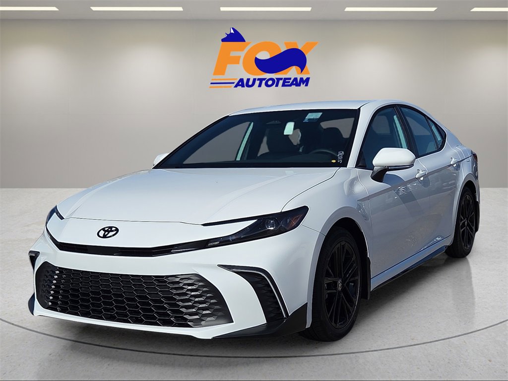 New 2026 Toyota Camry SE image 1