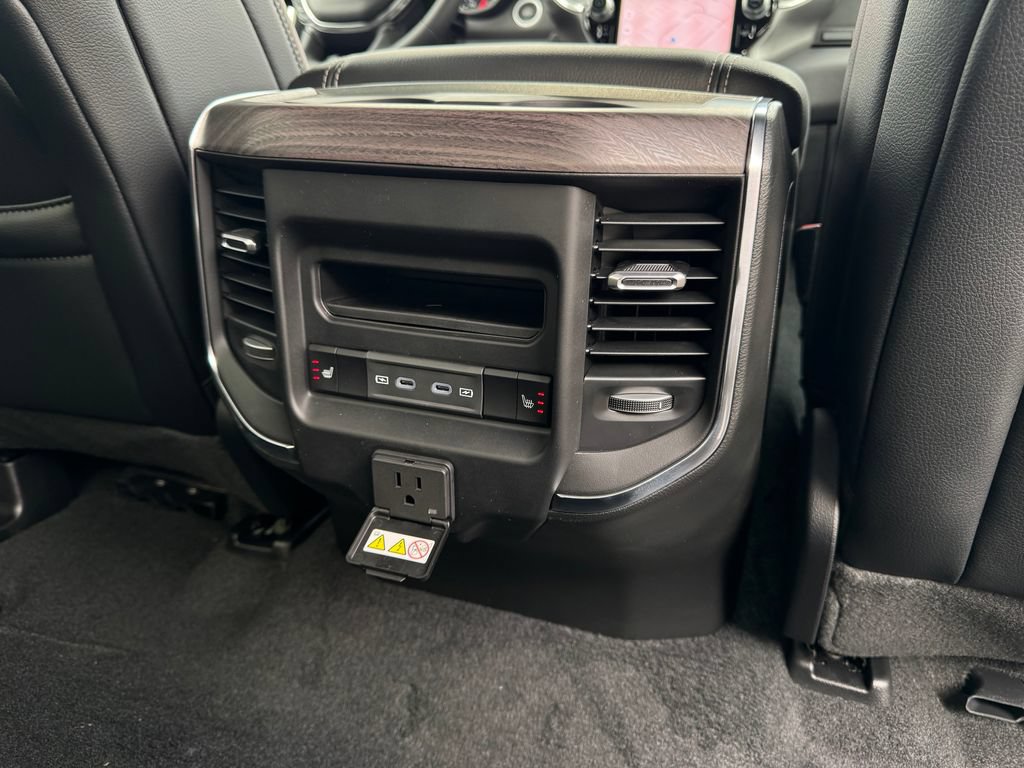 New 2027 RAM 1500 Laramie w/ Night Edition AWD/4WD image 13