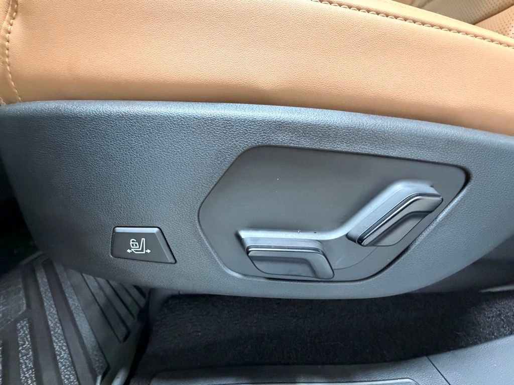 Used 2026 Hyundai Santa Fe Calligraphy image 22