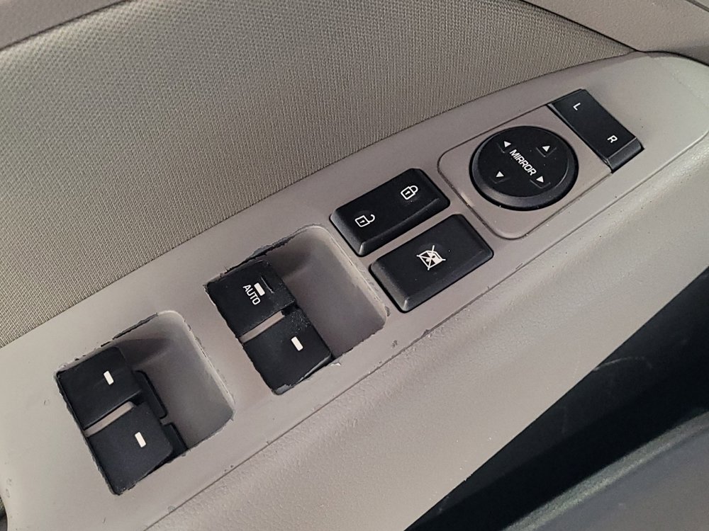 Used 2018 Hyundai Elantra Value Edition image 27