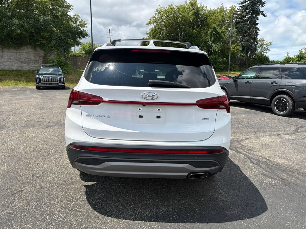 Certified 2023 Hyundai Santa Fe SEL AWD/4WD image 6