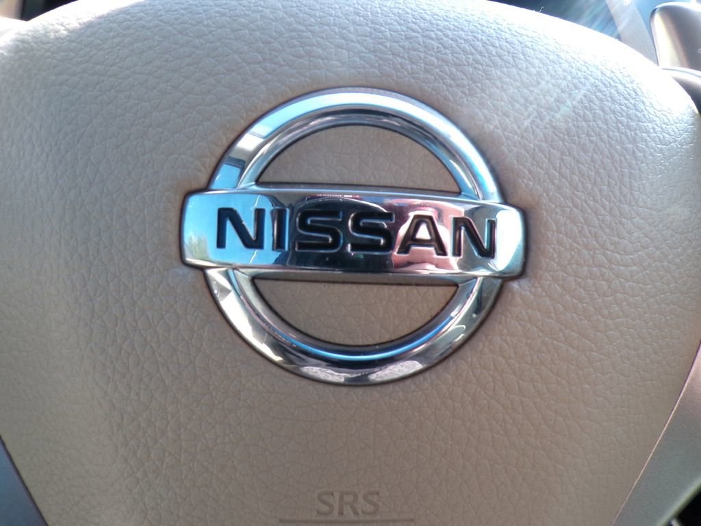Used 2015 Nissan Altima 3.5 SL FWD image 32