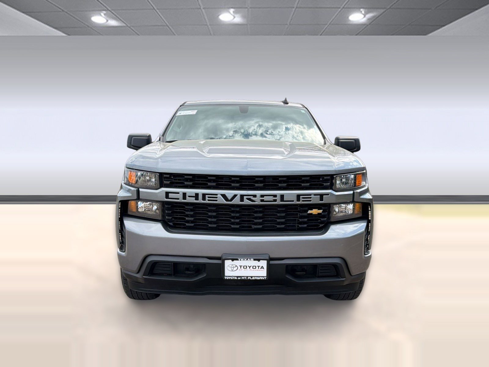 Used 2020 Chevrolet Silverado 1500 Custom w/ Custom Value Package image 5