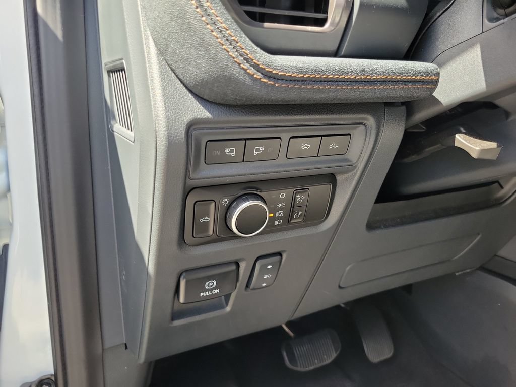 Used 2023 Ford F150 Lightning Lariat AWD/4WD image 20