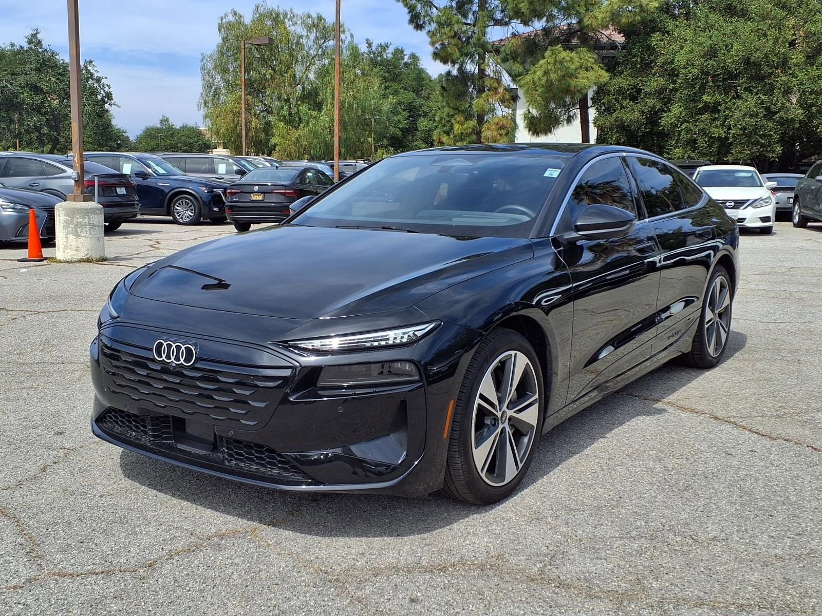 Used 2025 Audi A6 e-tron Premium Plus w/ Premium Plus image 24