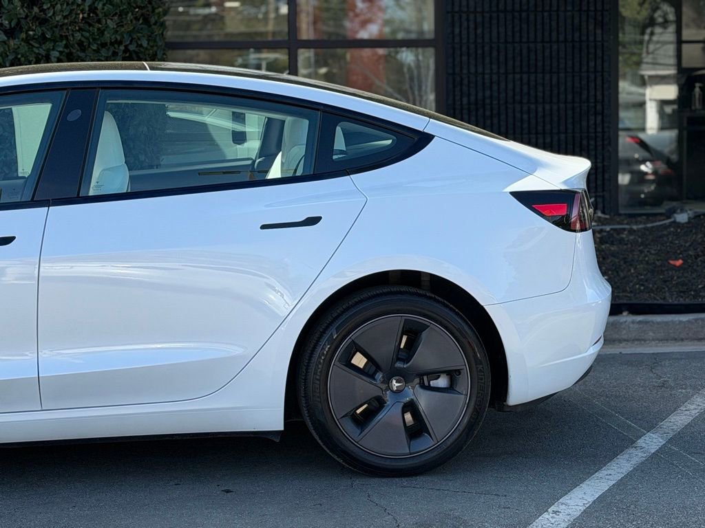 Used 2023 Tesla Model 3 Standard Range RWD image 11