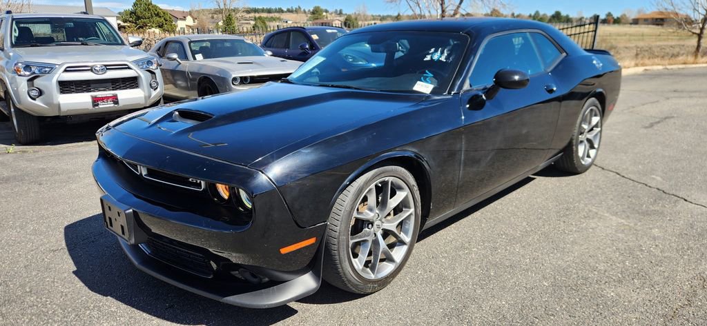 Used 2022 Dodge Challenger GT image 2