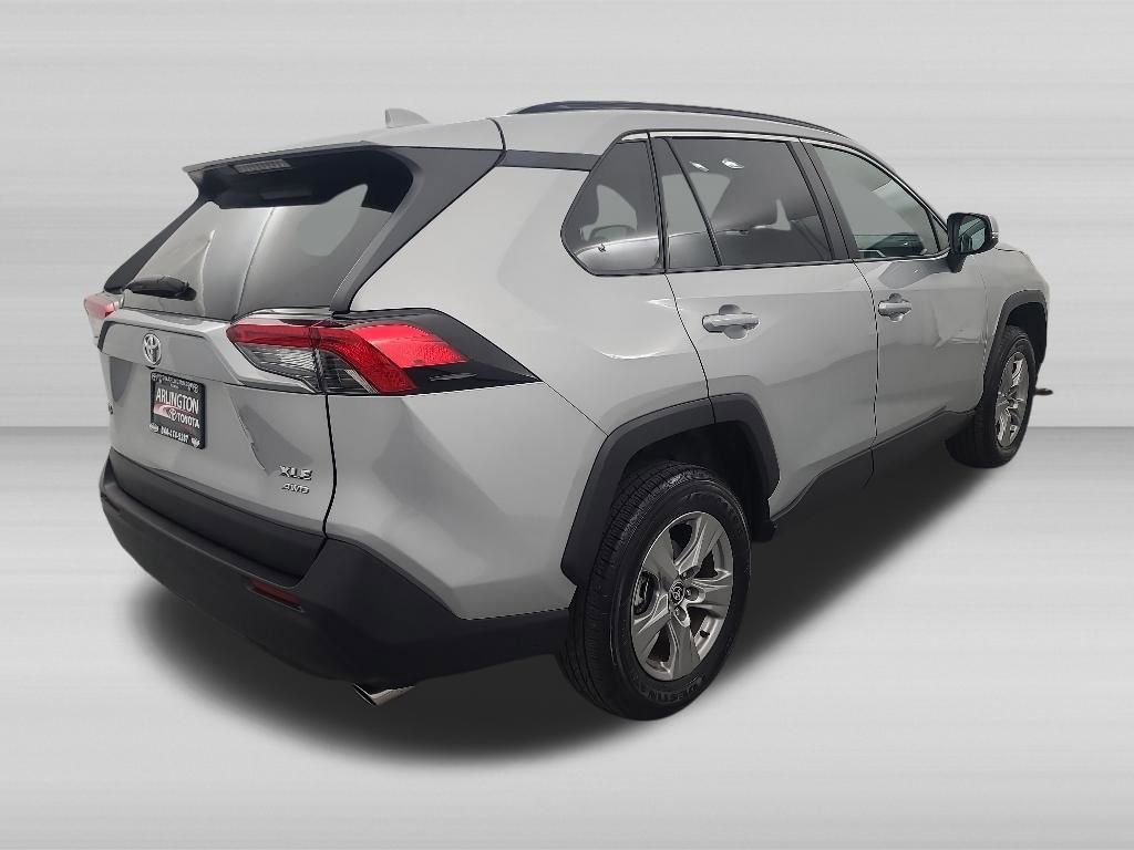 Used 2025 Toyota RAV4 XLE AWD/4WD image 5