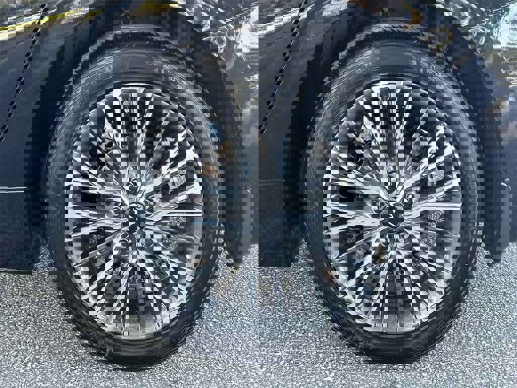 Certified 2023 Kia Forte GT-Line image 11