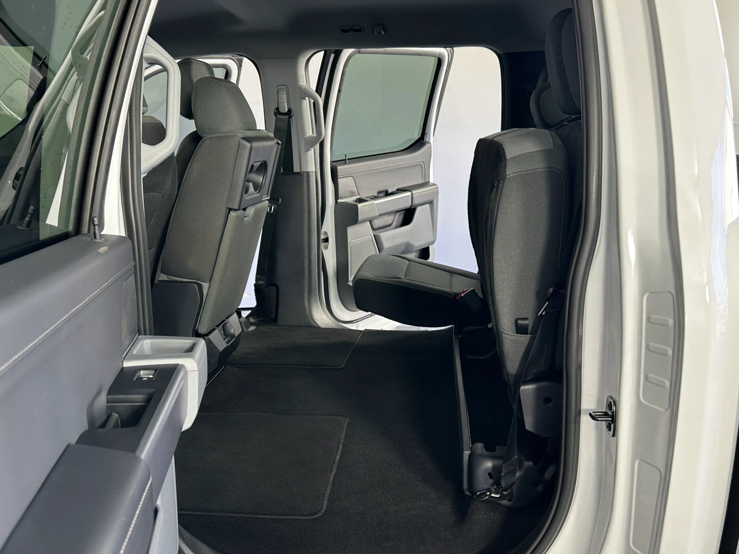 Used 2025 Ford F150 XLT w/ Equipment Group 301A Standard image 30