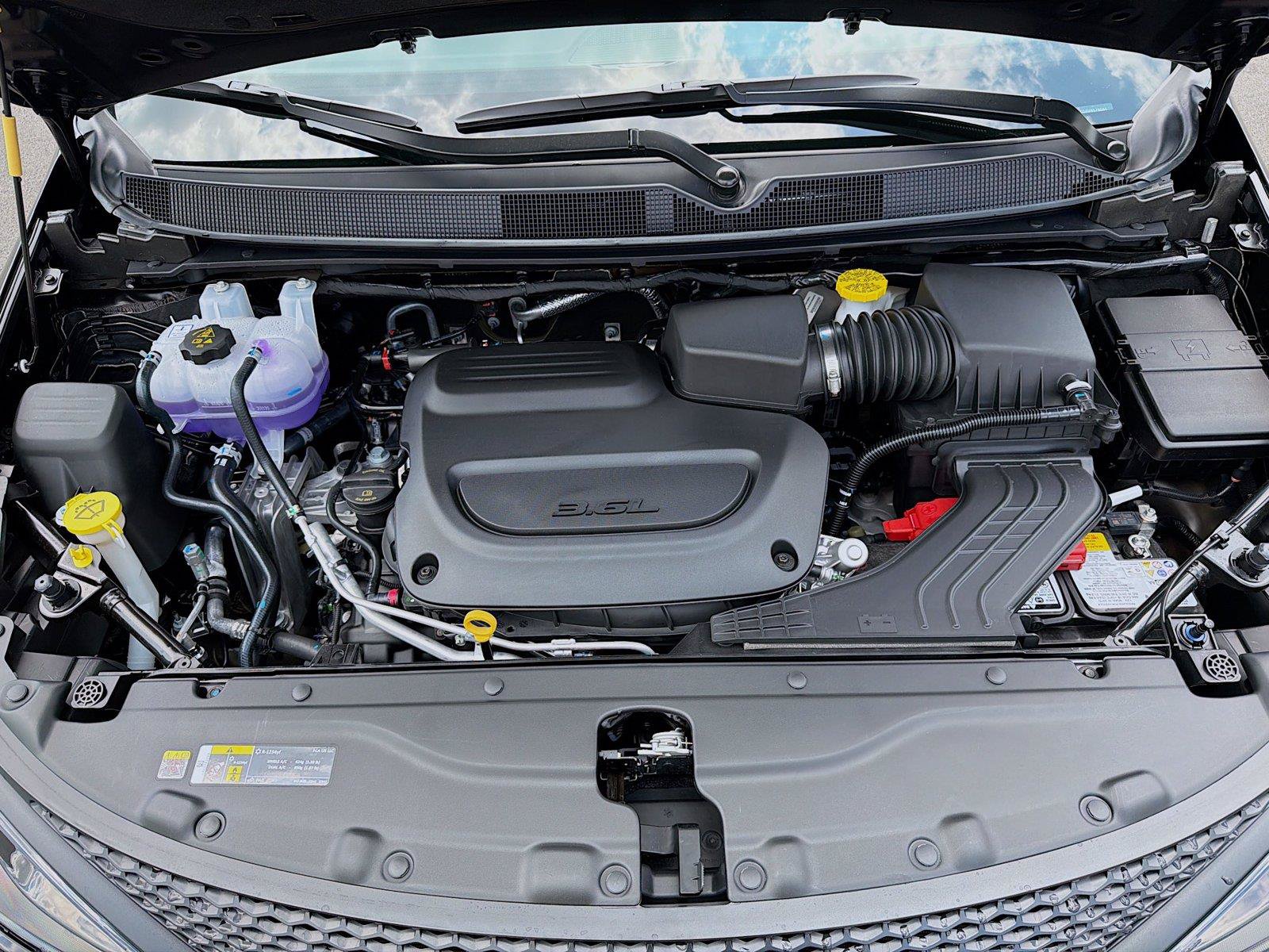 New 2027 Chrysler Pacifica LX FWD image 31