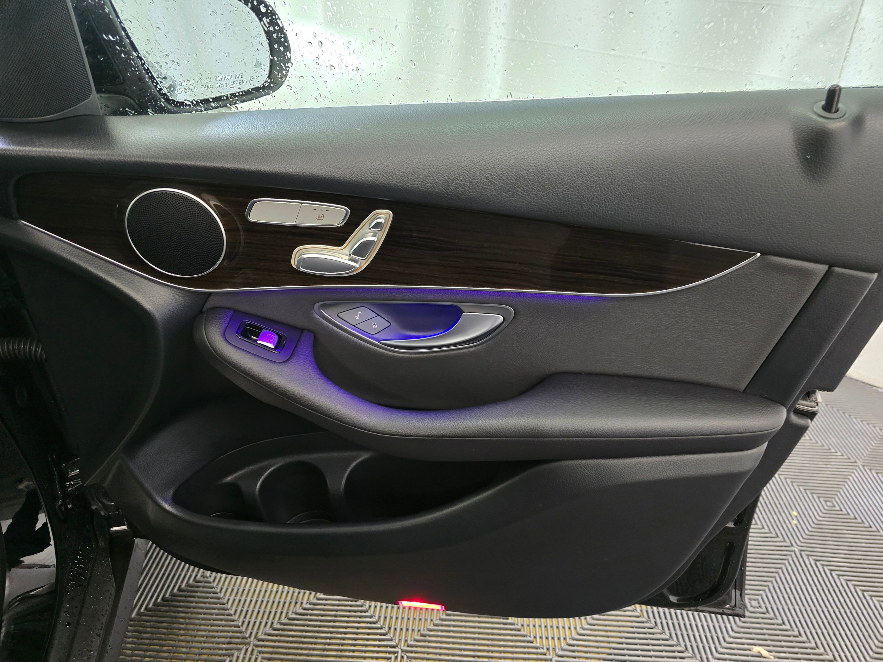 Used 2022 Mercedes-Benz GLC 300 4MATIC image 24