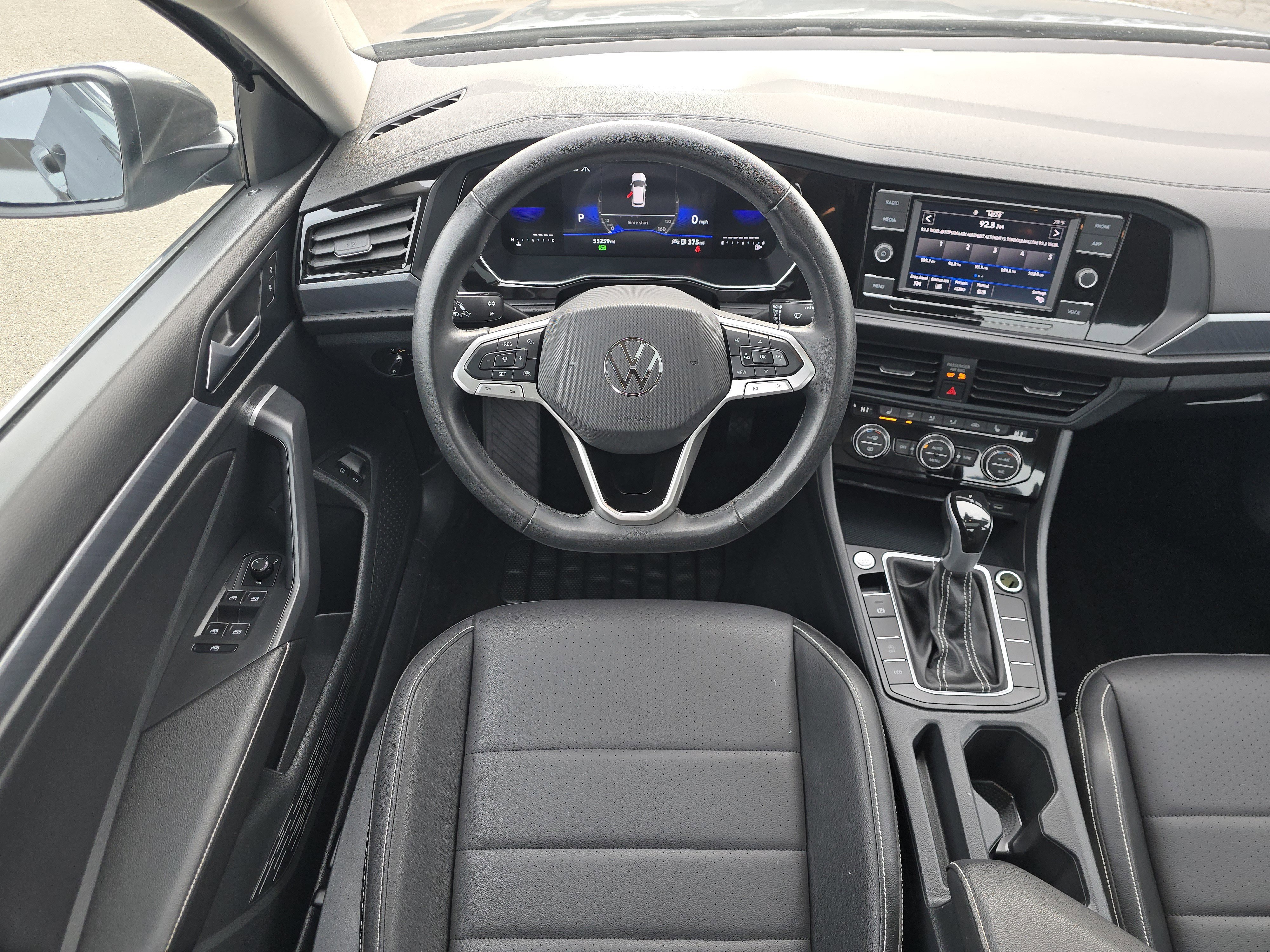 Used 2024 Volkswagen Jetta SE image 18