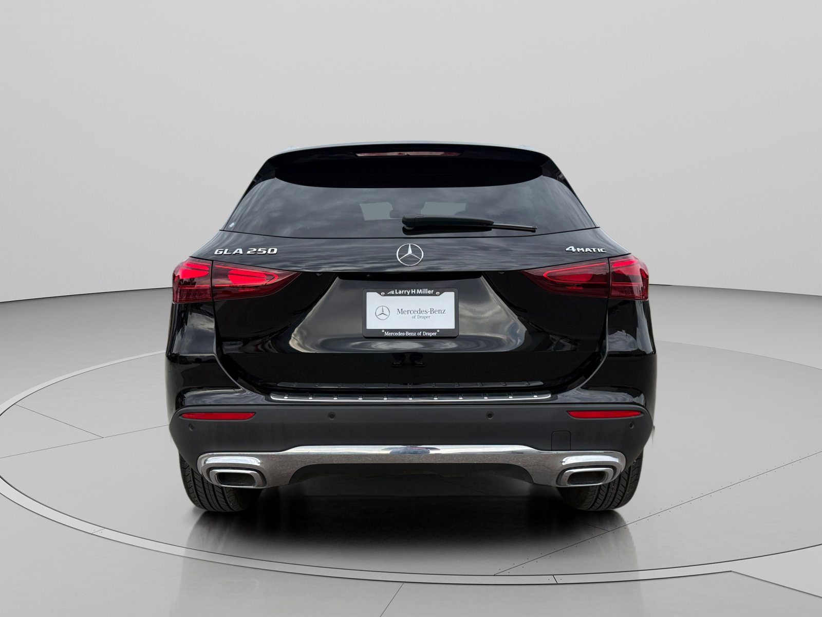 Certified 2025 Mercedes-Benz GLA 250 4MATIC image 4