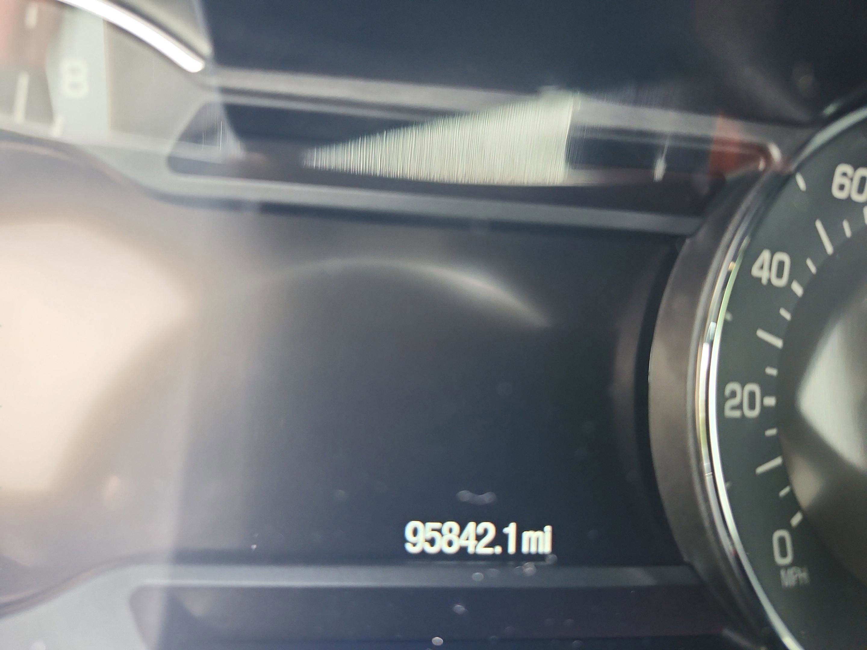Used 2018 Lincoln MKX Reserve w/ Lincoln MKX Climate Package FWD image 11