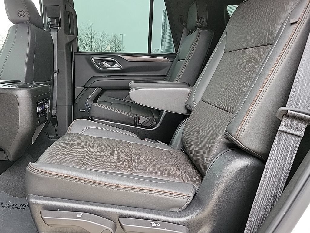 Used 2023 Chevrolet Tahoe High Country AWD/4WD image 17