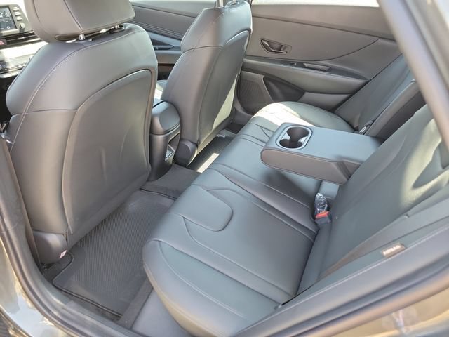 New 2026 Hyundai Elantra SEL Sport FWD image 24