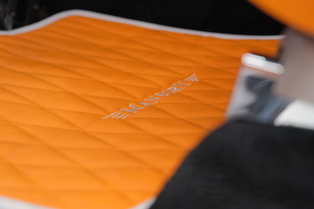 Used 2024 Rolls-Royce Cullinan image 43