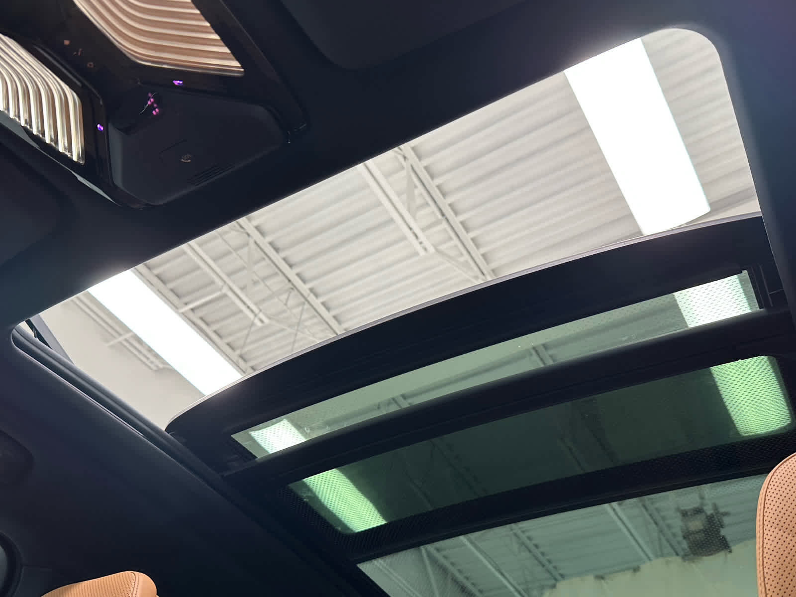 Used 2024 BMW X5 xDrive40i w/ Executive Package image 40