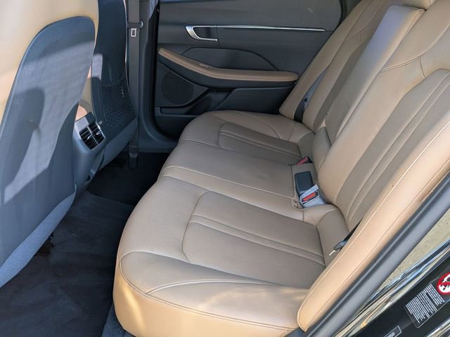 Used 2021 Hyundai Sonata Limited w/ Winter Weather Package image 27