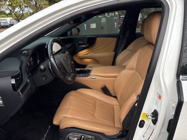 Used 2023 Lexus LS 500 AWD w/ Interior Upgrade Package image 8